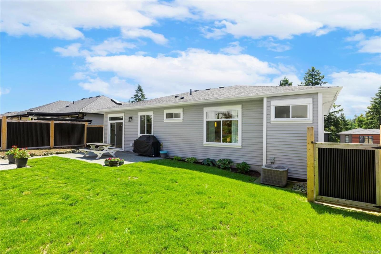 Modern 2Br Guest House In North Nanaimo Zewnętrze zdjęcie